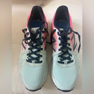 New Balance Women’s running shoes size 8 1/2
